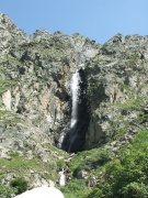 Vista generale della cascata Ak-Say
